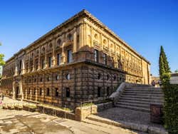 Exterior do Palácio de Carlos V