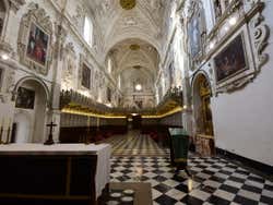 Nave central da igreja da Assunção
