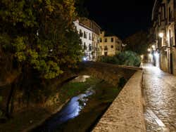 Acera del Darro