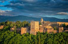 Tour privado pela Alhambra e pelos Palácios Nasridas